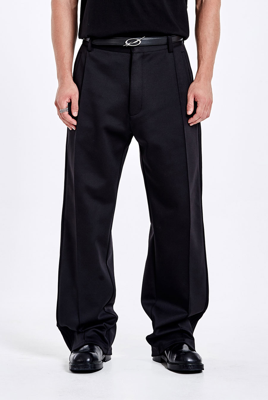 Louver calm pants - Black