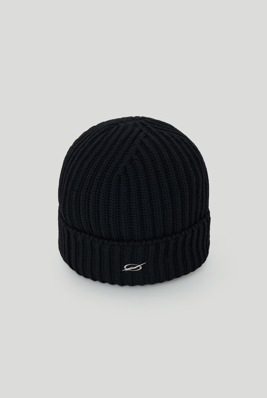 METAL LOGO BEANIE - BLACK