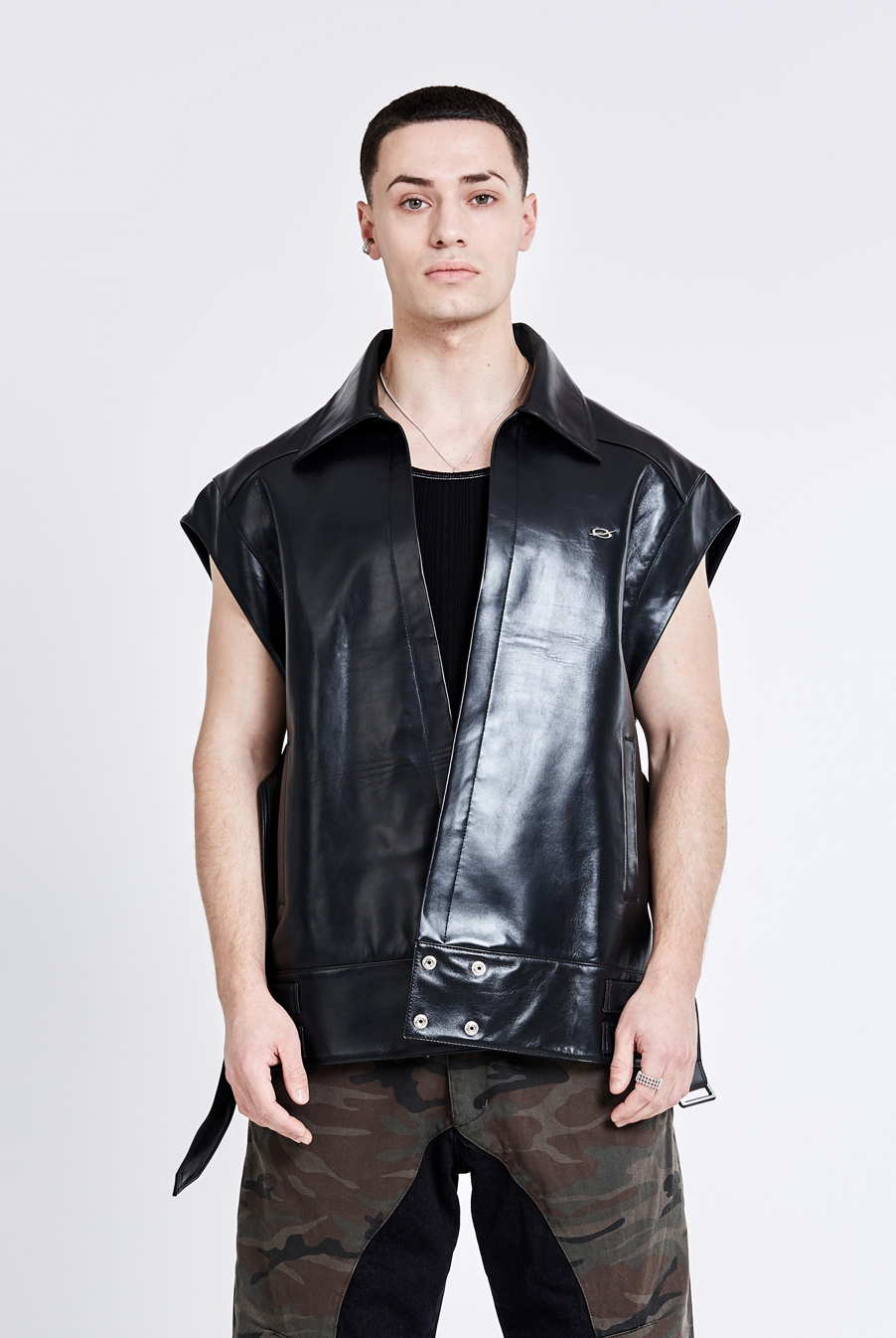 Leather Vest - black