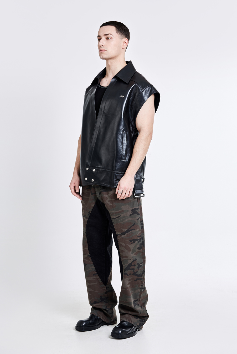 Leather Vest - black