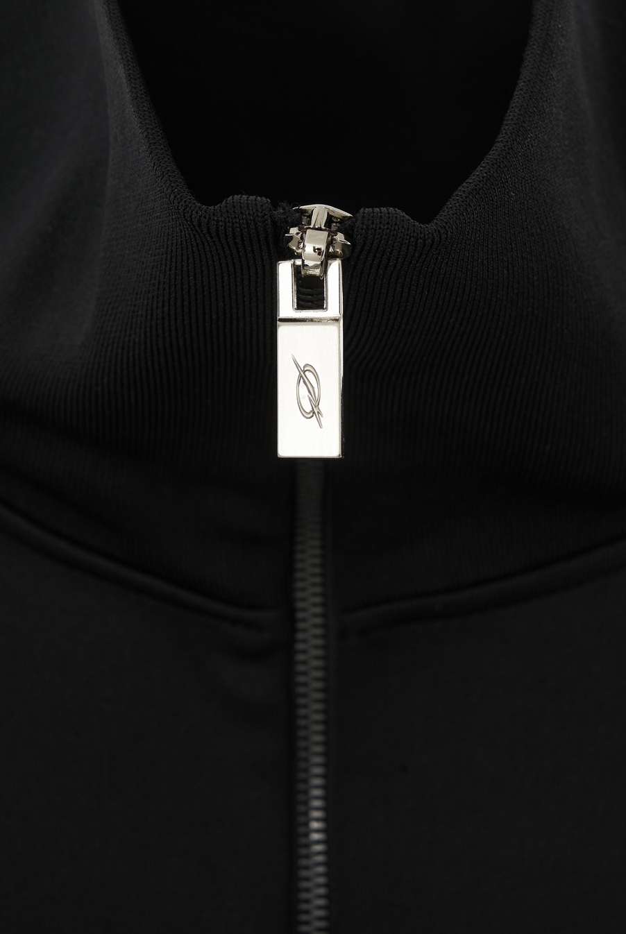 Bulky Line Half Zip-up - black(woman)