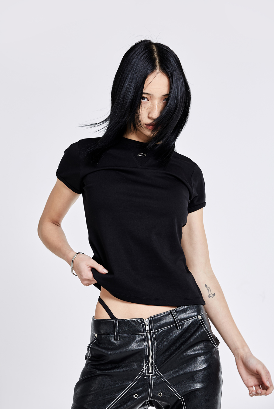 Metal Logo T-shirt - Black(woman)