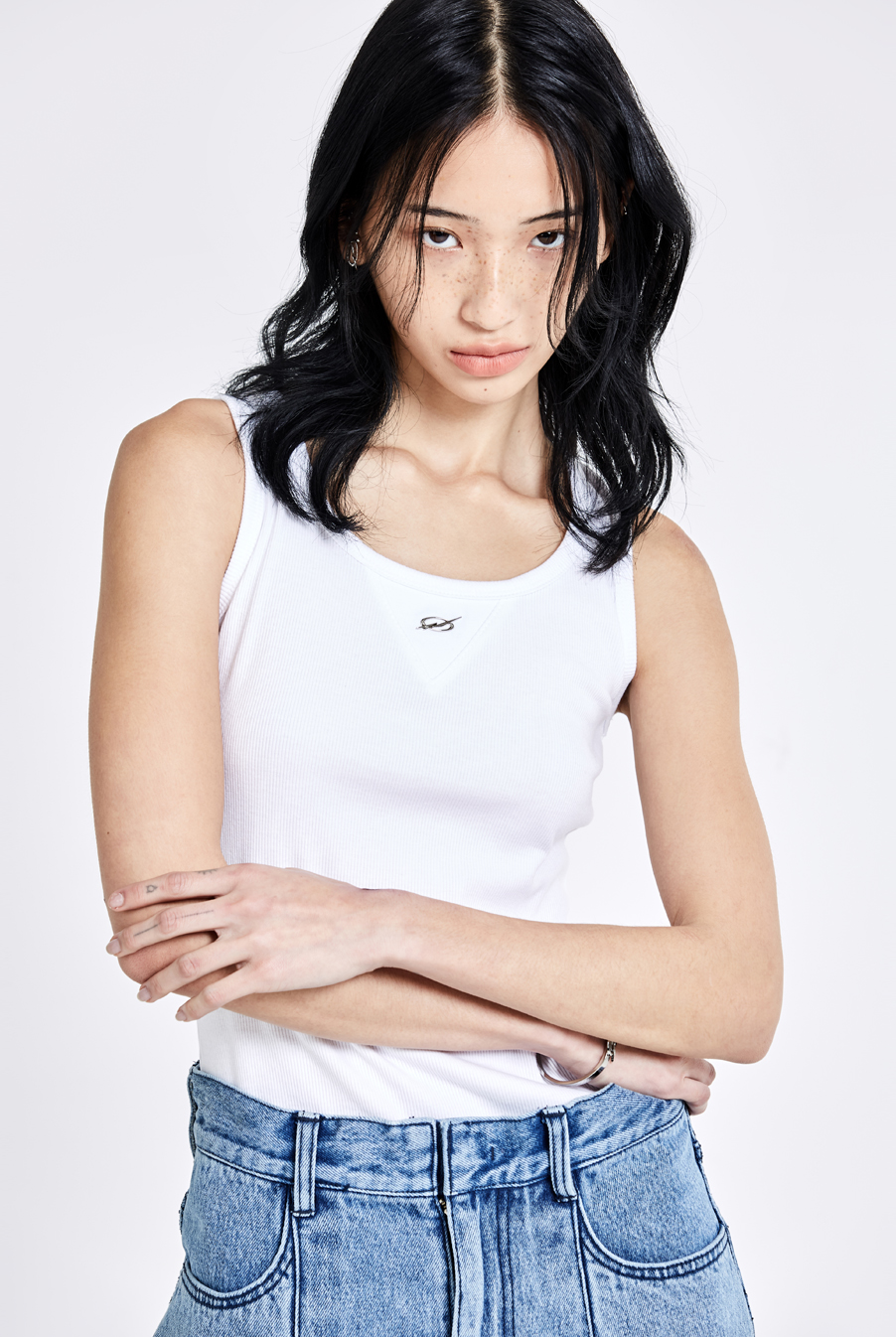 Metal Logo Sleeveless - White(woman)