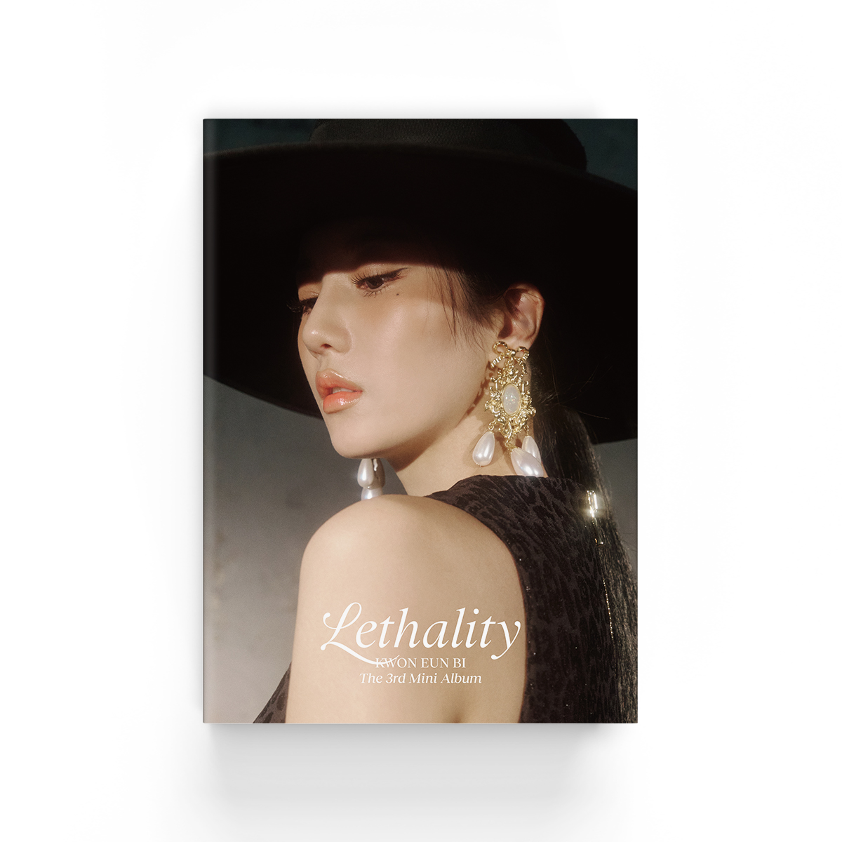 권은비(Kwon EunBi) - 3rd Mini Album [Lethality] (2종 中 1종 랜덤)