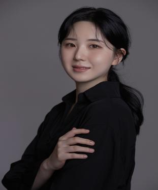 HyeminLee_profile2.jpg