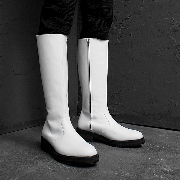 For men, A5066 white cowhide leather, inward zipper, plain toe, thick commando outsole, handmade long boots