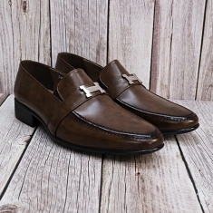 For men, N808 light black stained brown cowhide, side stiched, u-tip, handmade loafers