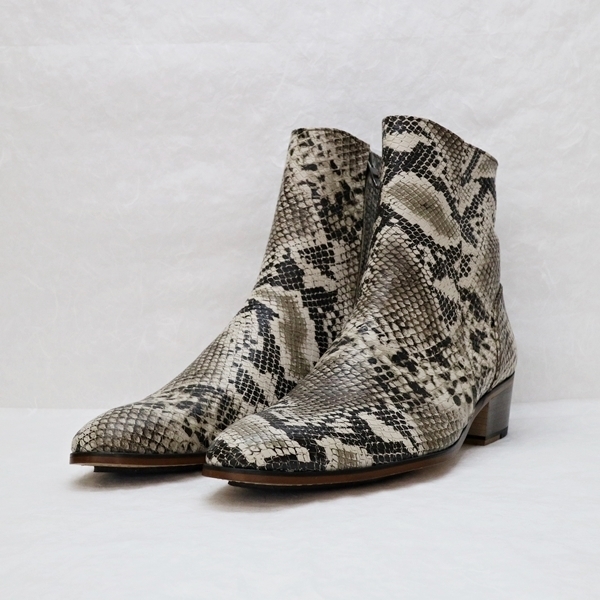 For men, 4554 snake skin patterned cowhide, plain toe, handmade western ankle boots