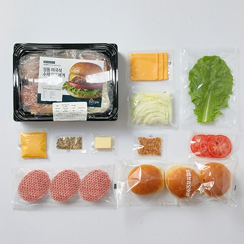 100% Beef 정통 미국식 수제 치즈 햄버거 밀키트(3인분/740g)