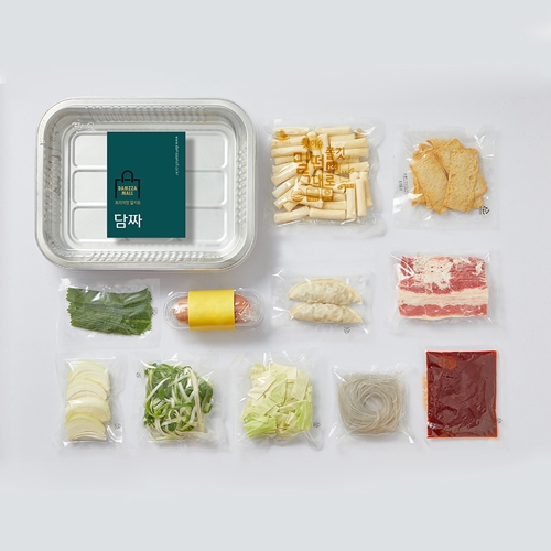 매콤한 우삼겹 냄비 떡볶이 밀키트 (3인분/1130g)