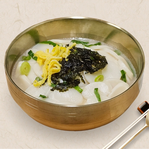 [담짜몰] 사골 떡국 밀키트(2인분/457g/떡국떡400g) 사골육수 쌀떡 신년 새해 설날 명절 떡국 음식