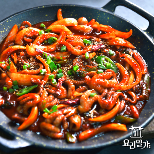 [담짜몰/요리일가] 직화쭈꾸미 500g 양념육 야식 술안주 캠핑음식 혼술 불향 닭발 레토르트 밀키트