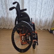 아방가르드 휠체어