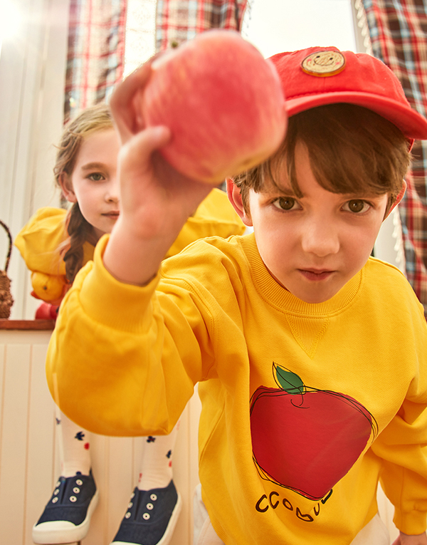 코코모메<BR/>네크라인맨투맨[CCM2002]