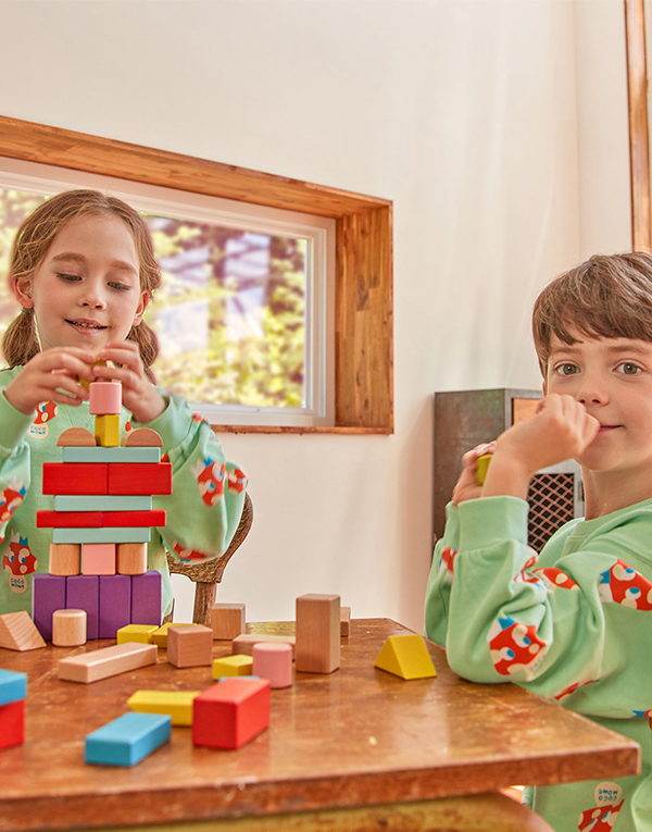 코코모메<BR/>네크라인-올오버맨투맨[CCM2003]