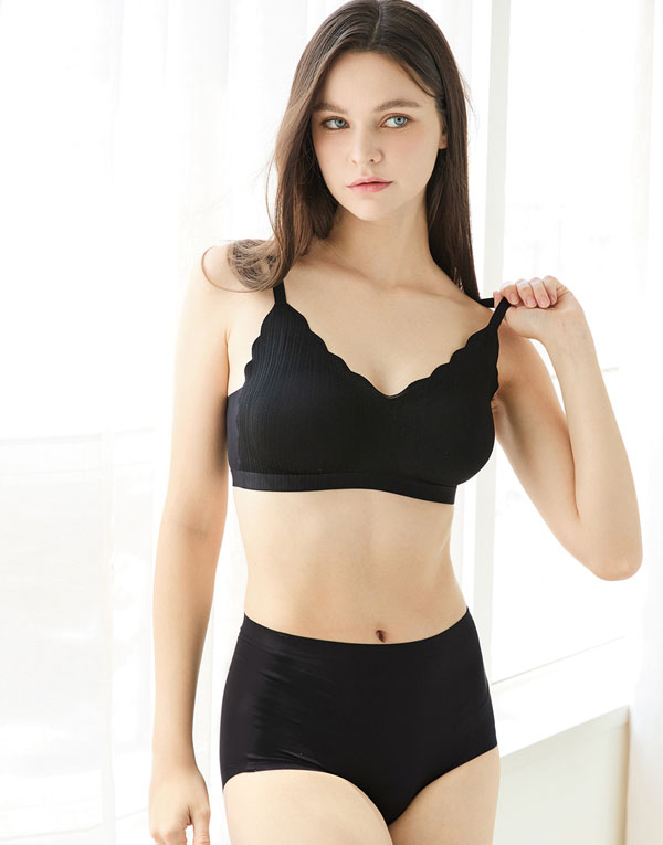 아미에<BR/>에어리-찰핏브라&팬티 SET