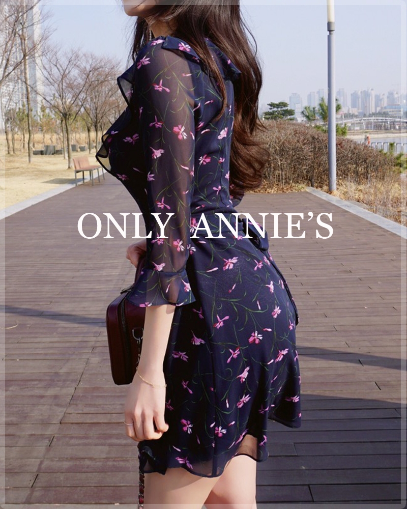 [ONLY ANNIE'S] cosmos onepiece