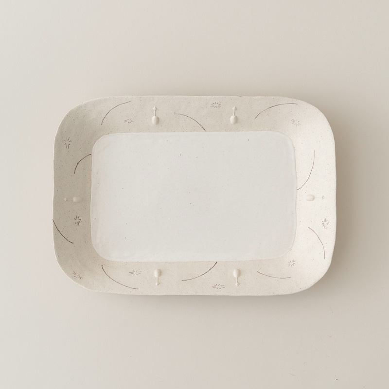 봄의 소식 플레이트 L