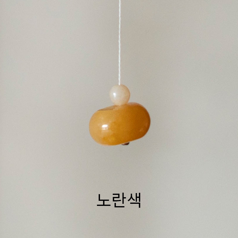 하얀 옥사 모빌 (3구)