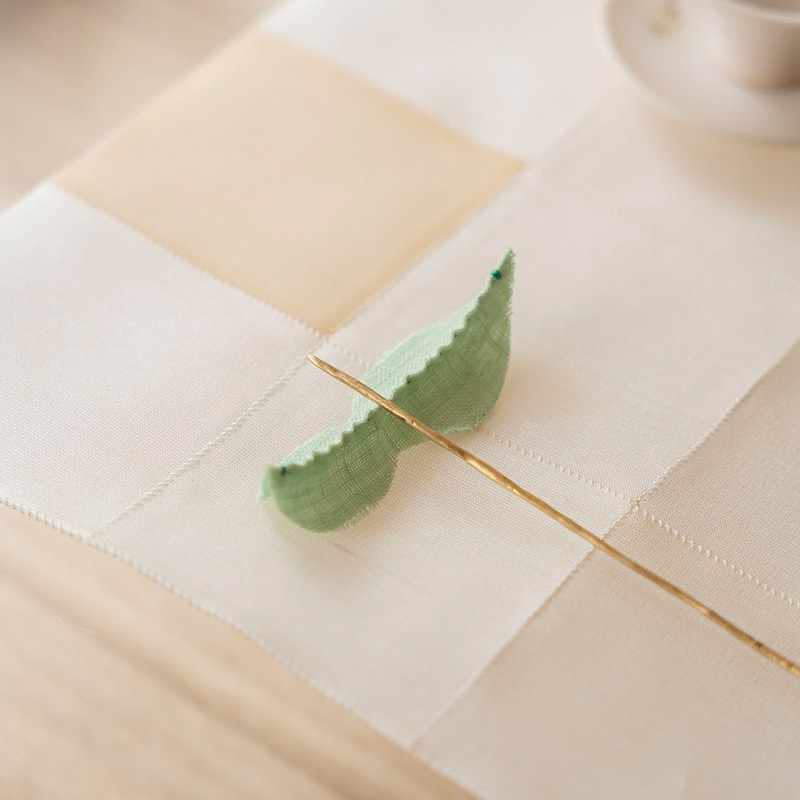 모시 새싹 받침