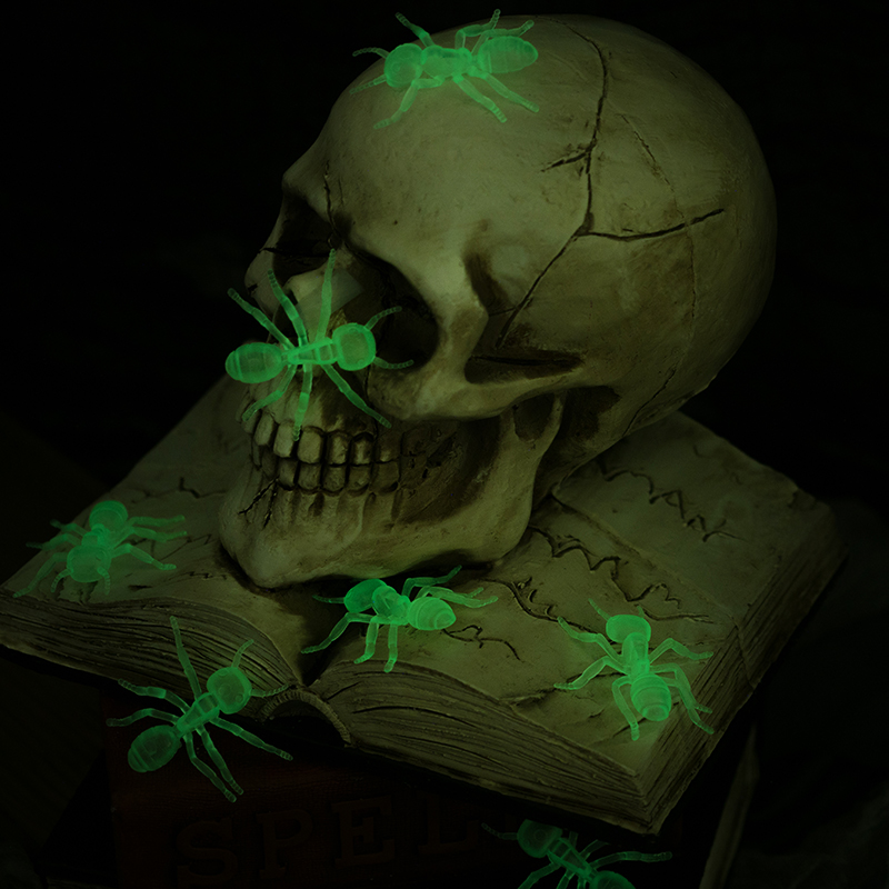 럭셔리할로윈 리얼장식 개미모형 한팩 [야광] / 3509166