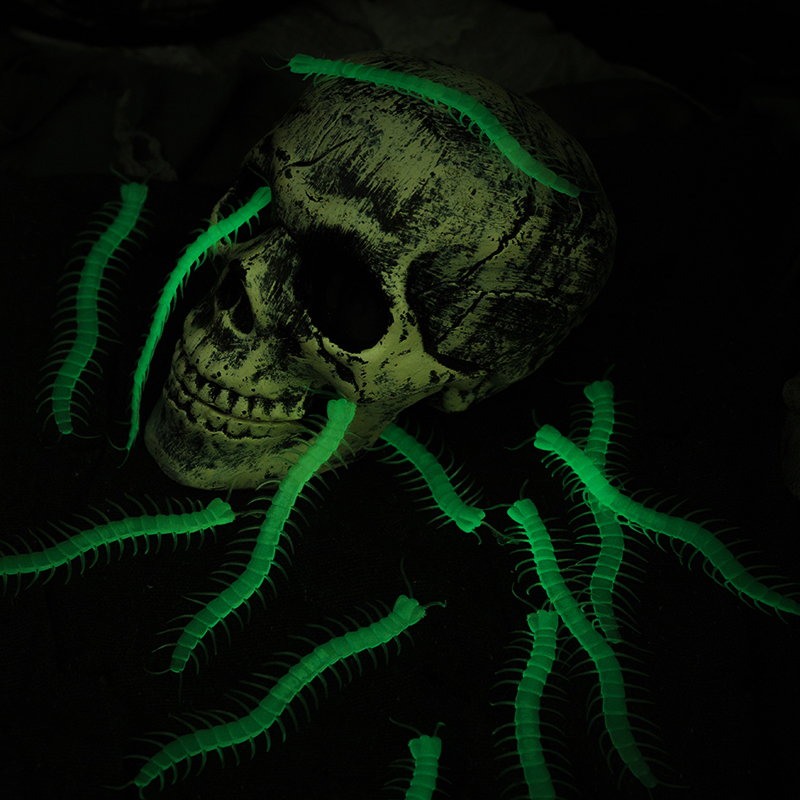 럭셔리할로윈 리얼장식 지네모형 한팩 [야광] / 3509168