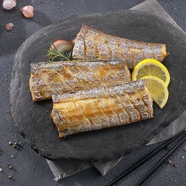 국내산 여수 먹갈치 1팩 550~650g (머리,꼬리제거) 국내산천일염 절단갈치 / 전남여수 / 손질 후 급속 동결