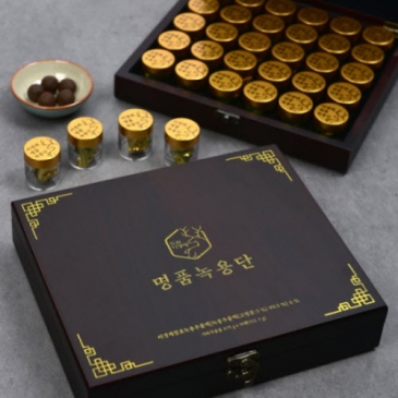 [래오이경제] 명품 녹용단 (3.75g*30환/프리미엄 목함 케이스)