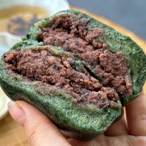 [귀빈정]30년전통 울산 행복떡집 몰캉몰캉 정선 수리취앙금인절미 1kg(8개 이내)+국산 콩고물 100g 증정