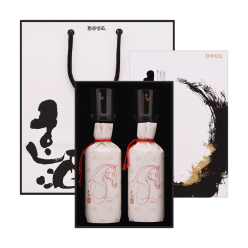 한주양조 26년 붉은말에디션 한주 25도세트 360mlx2 전용잔 2