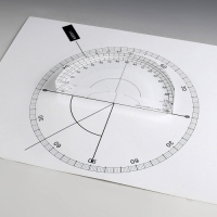 각도판 있는 광학용 반원렌즈