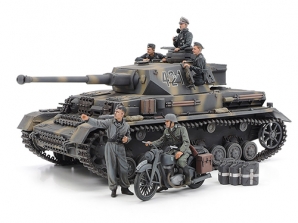 [25209] 1/35 PANZERKAMPFWAGEN IV Ausf.G & MOTORCYCLE EASTERN FRONT