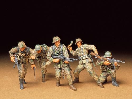 [35196] 1/35 German Front-Line Infantrymen