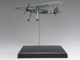 [12620] 1/48 Storch Flying Stand In Flight Landing Gear Display Set