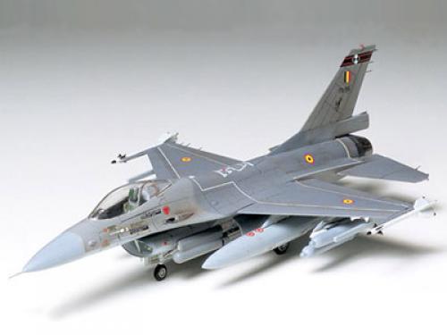 [60701] 1/72 WB F-16 Fighting Falcon