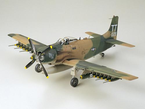 [61073] 1/48 Douglas Skyraider A-1J