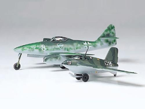 [61604] 1/100 Messerschmitt Me262 & Me163