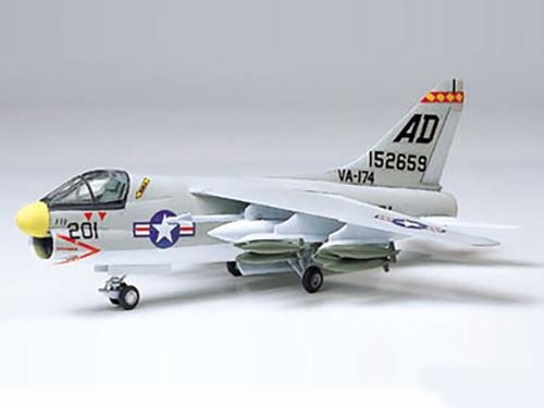 [61607] 1/100 L.T.V A-7A Corsair II