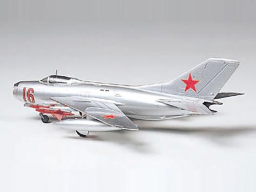 [61609] 1/100 Mig 19 Farmer