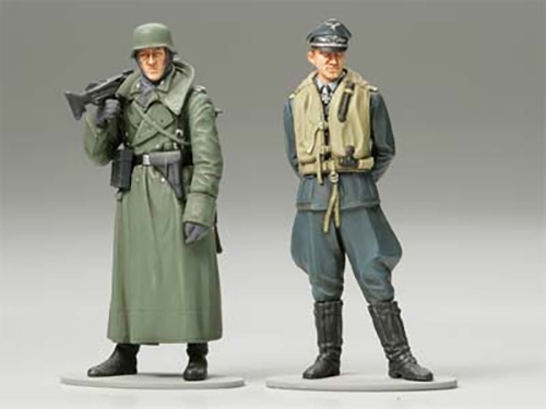 [89641] 1/35 German Machine Gunner & Luftwaffe Ace Pilot 2pcs