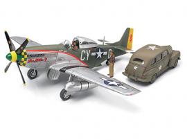 [89732] 1/48 P51D Mustang & US Staff Car Set