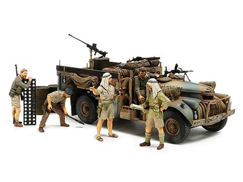 [32407] 1/35 LRDG w/7 Figures