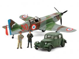 [61109] D520 French Aces w Staff Car