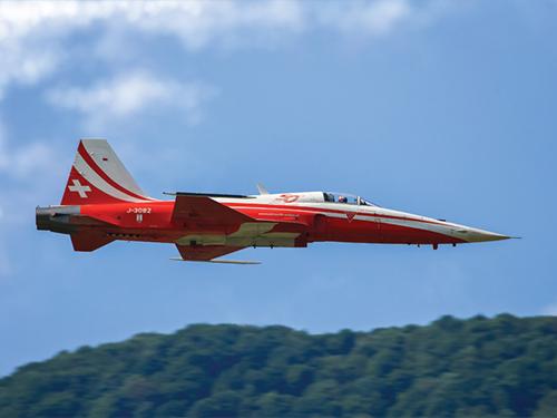 [IT1395S] ITALERI 1:72 F-5 TIGER Patrouille Suisse 50th Anniversary