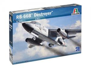 [IT1375S] ITALERI 1:72 DOUGLAS RB 66B -DESTROYER