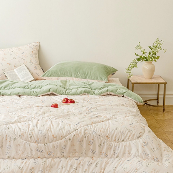 Eloa Welfogny Microfibre Duvet & Pillow Set