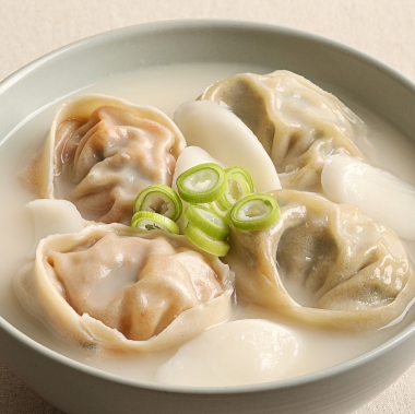 [설성목장] 만둣국 만들기 특가세트 (사골곰탕 1kg 2팩 + 한우왕만두 3팩)