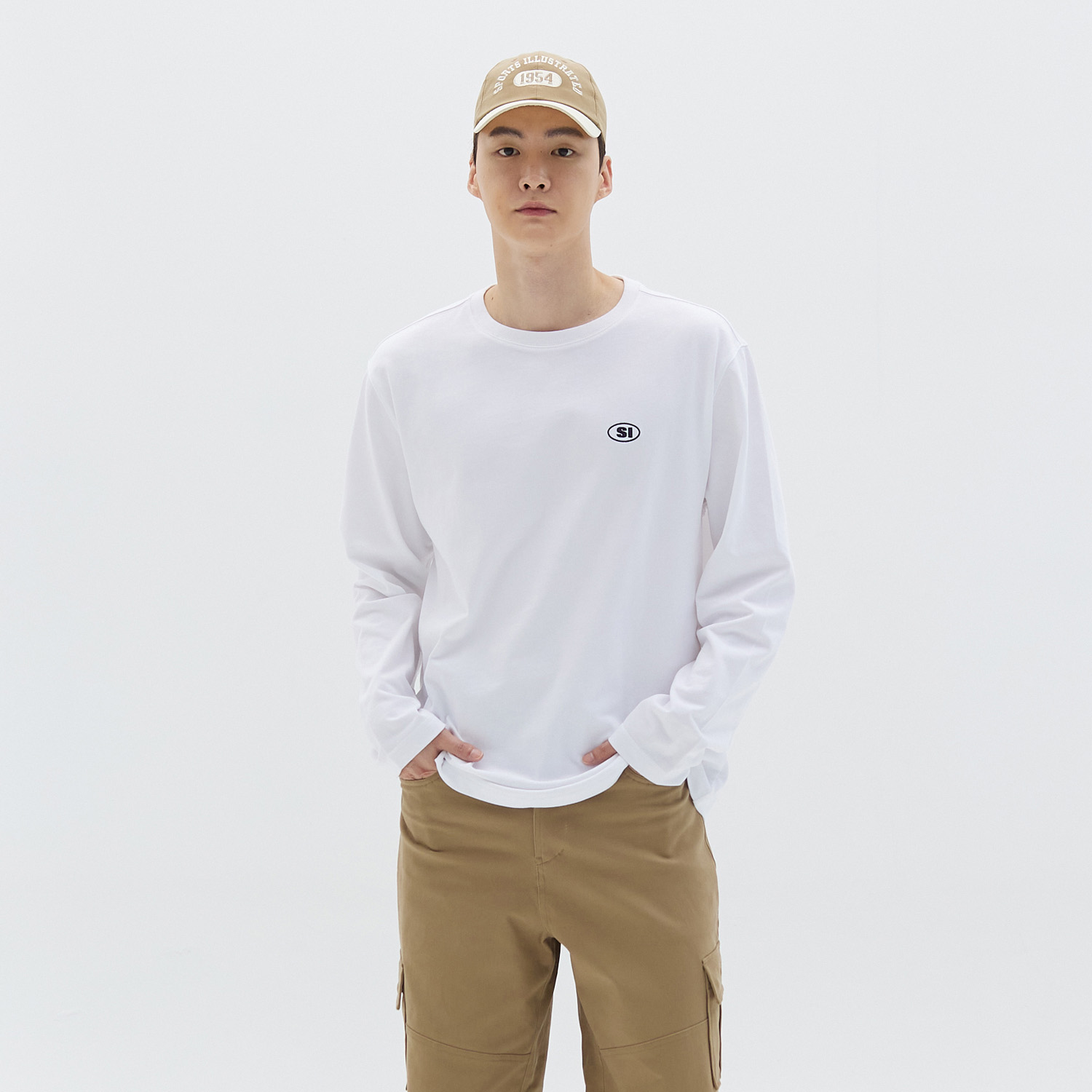 스포츠일러스트레이티드 아이콘로고 긴소매티셔츠 (화이트)