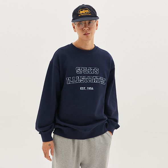 스포츠일러스트레이티드 아트웍 맨투맨 (네이비)