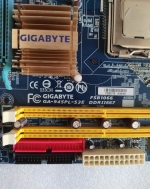 GIGABYTE GA-945PL-S3E